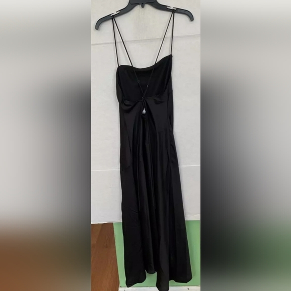 ASTR THE LABEL DRESS - Picture 4 of 5